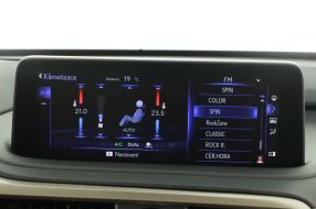 Lexus RX - 2022