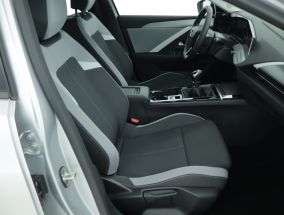 Opel Astra - 2024