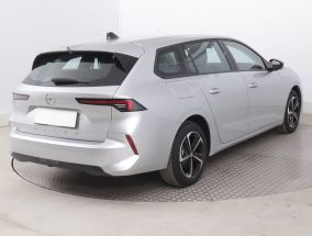Opel Astra - 2024