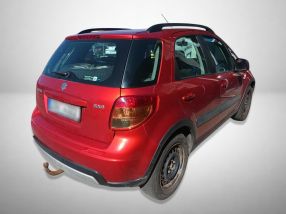Suzuki SX4 - 2013