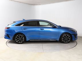 Kia ProCeed - 2023