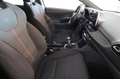 Hyundai i30 - 2023