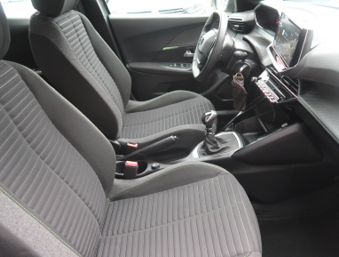 Peugeot 2008 - 2024