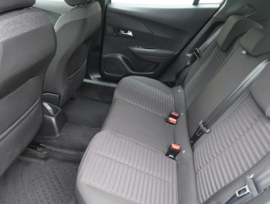 Peugeot 2008 - 2024