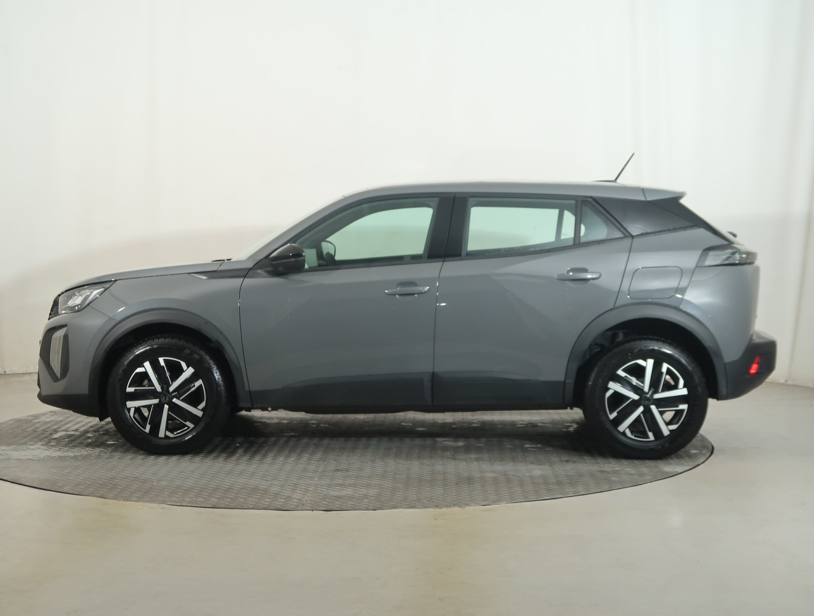 Peugeot 2008 - 2024