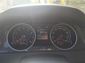 Volkswagen Golf - 2017