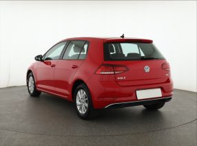 Volkswagen Golf - 2017