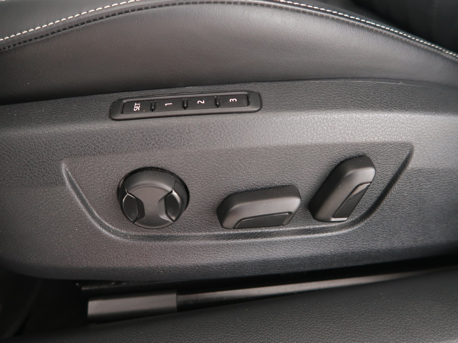 Škoda Superb - 2023