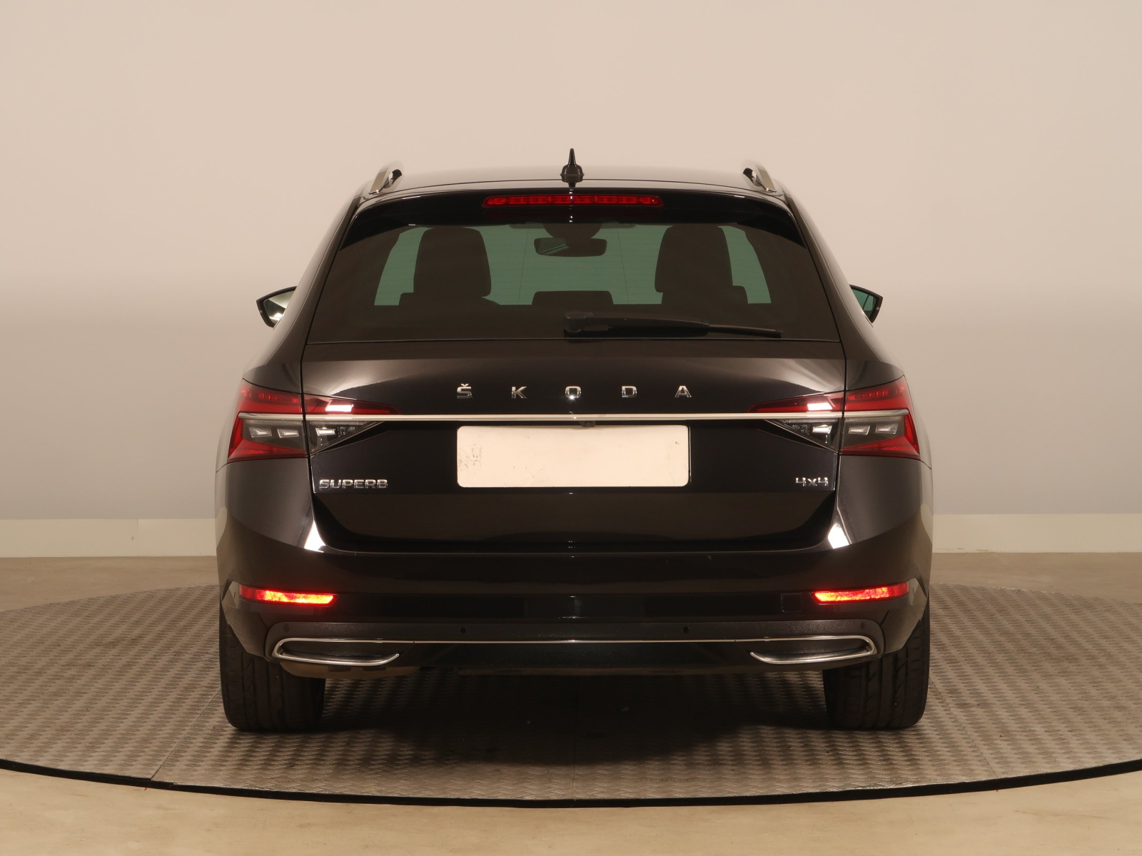 Škoda Superb - 2023