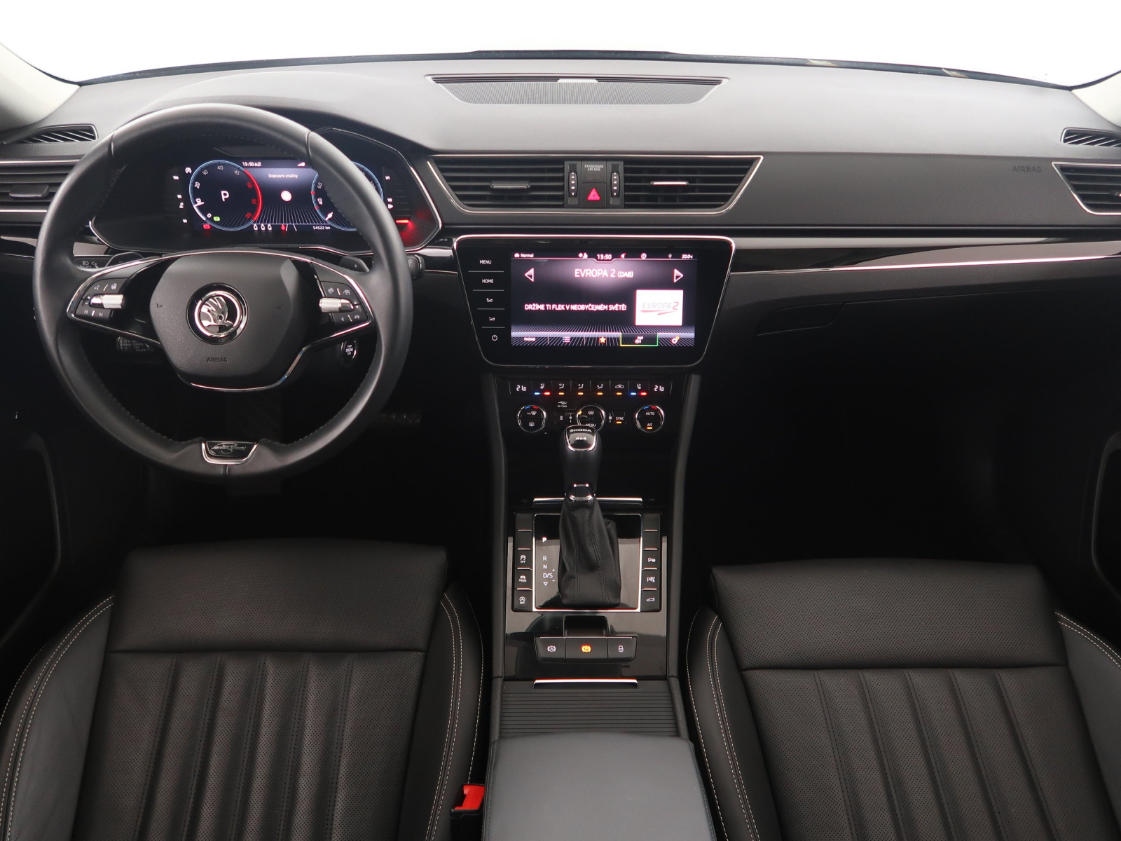Škoda Superb - 2023