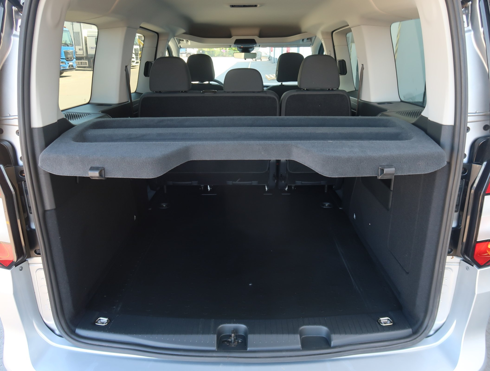 Volkswagen Caddy - 2025