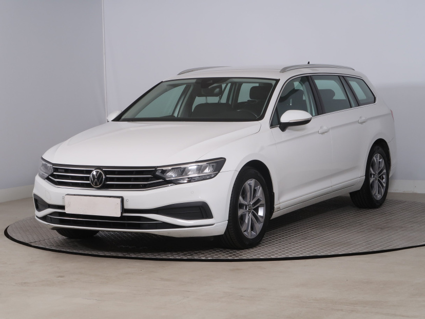 Volkswagen Passat, 2020