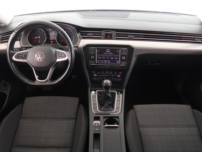 Volkswagen Passat, 2020