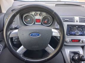 Ford Kuga - 2009