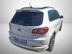 Volkswagen Tiguan - 2010