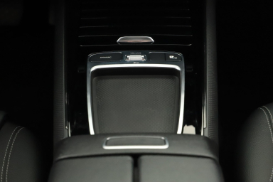 Mercedes-Benz GLB - 2024