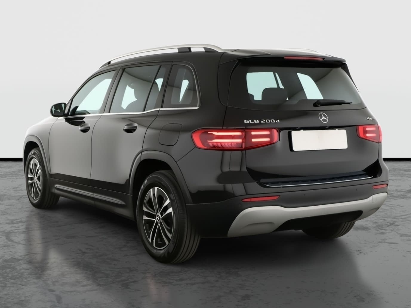 Mercedes-Benz GLB - 2024