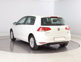 Volkswagen Golf - 2016