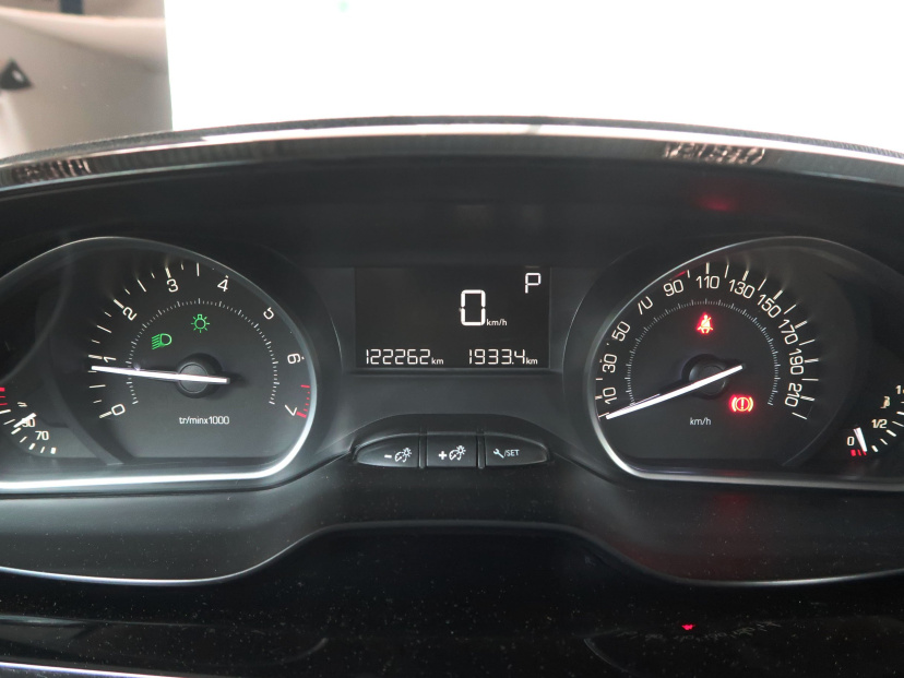Peugeot 2008, 2018