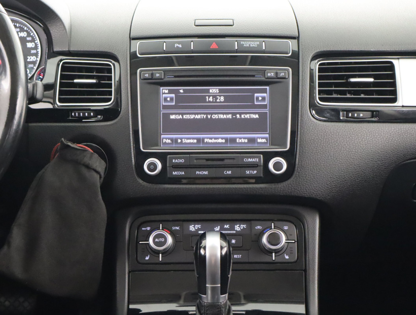Volkswagen Touareg, 2016