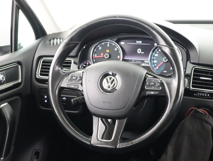 Volkswagen Touareg, 2016