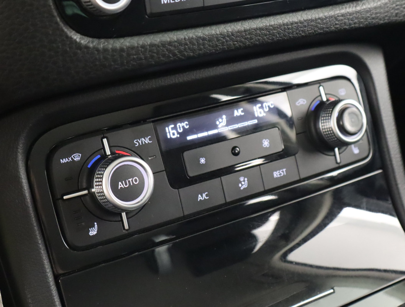 Volkswagen Touareg, 2016