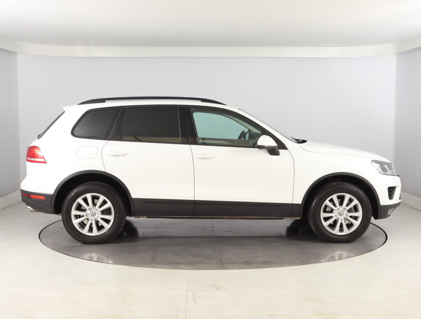 Volkswagen Touareg, 2016