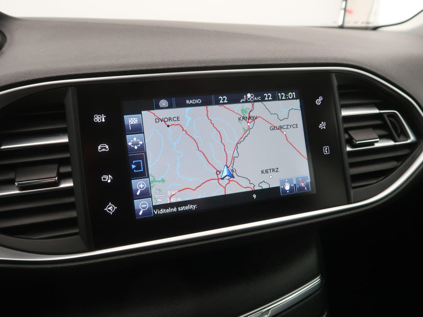 Peugeot 308, 2015