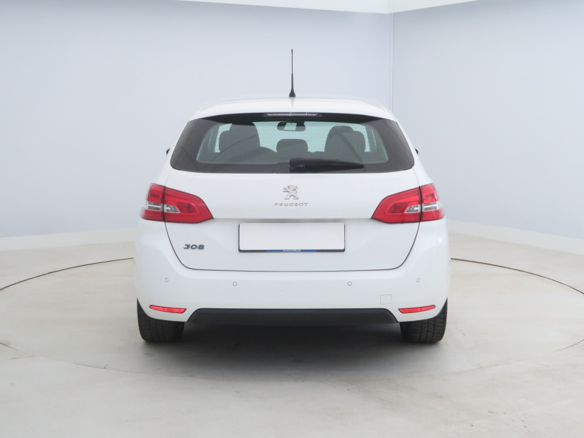Peugeot 308, 2015