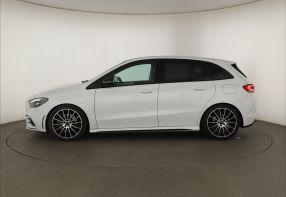 Mercedes-Benz B - 2021