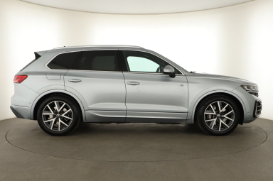 Volkswagen Touareg - 2024