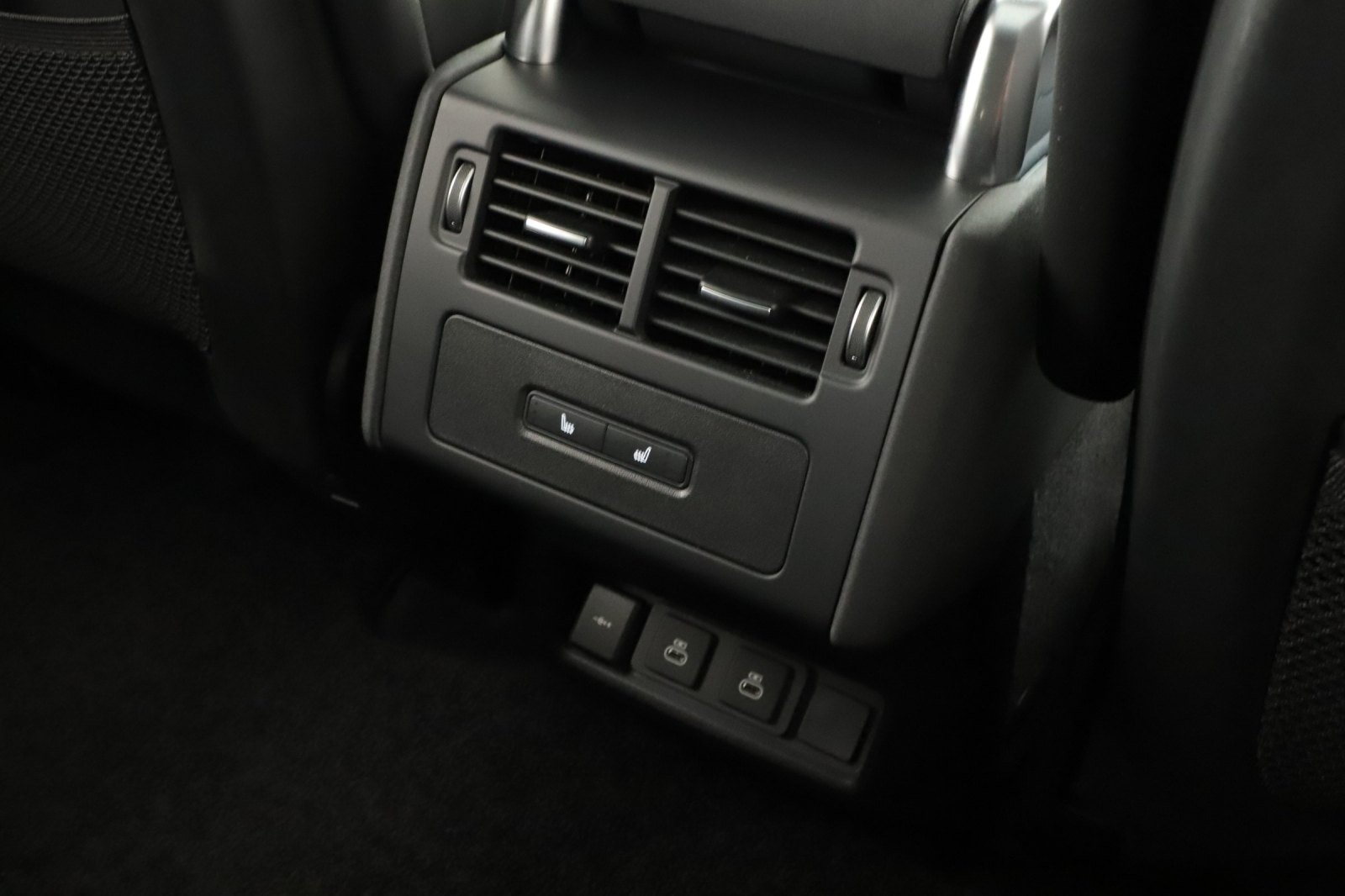 Land Rover Discovery - 2024