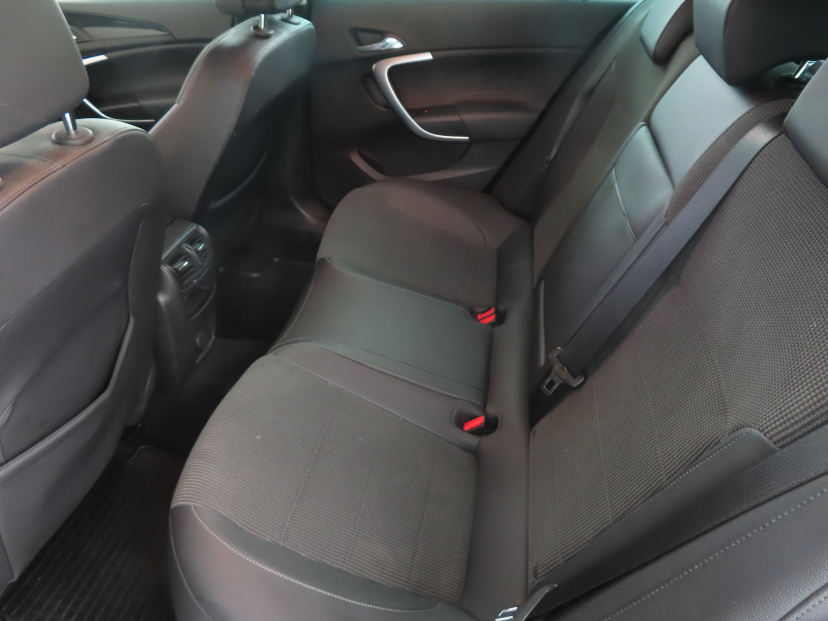Opel Insignia, 2013