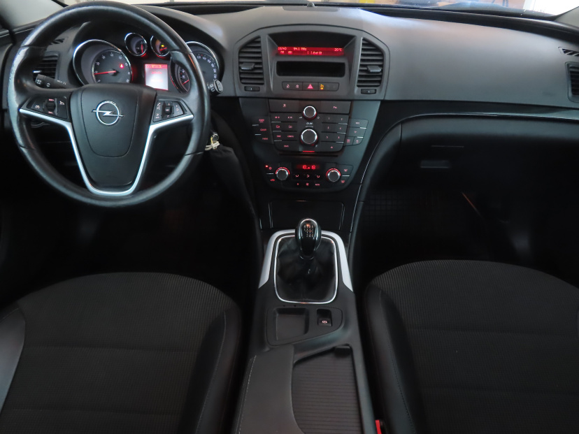 Opel Insignia, 2013