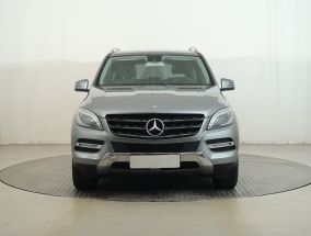 Mercedes-Benz ML - 2012