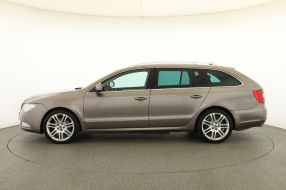 Skoda Superb - 2010