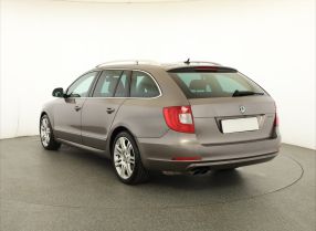 Skoda Superb - 2010