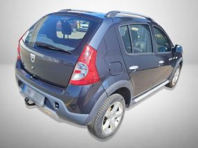 Dacia Sandero - 2010
