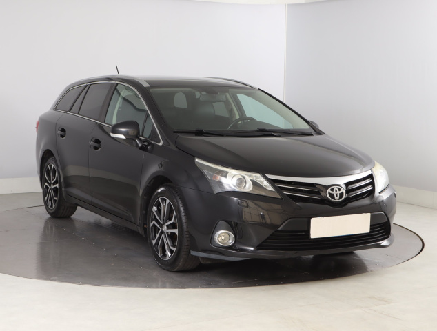 Toyota Avensis 2012