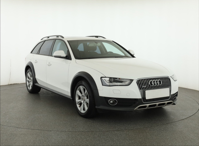 Audi A4 Allroad 2013