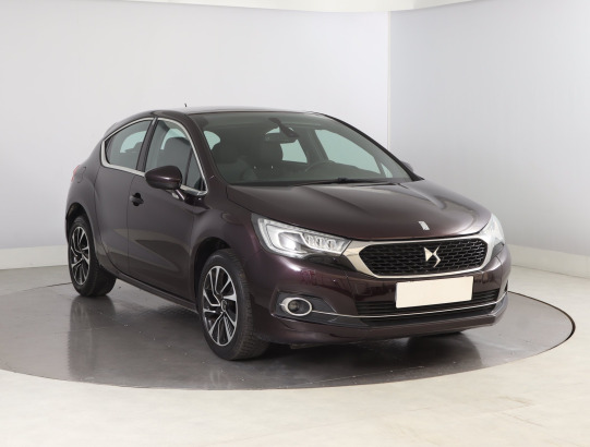 DS 4
