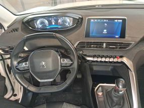 Peugeot 5008 - 2019