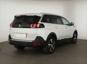 Peugeot 5008 - 2019
