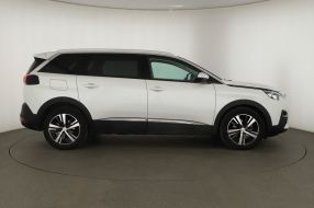 Peugeot 5008 - 2019