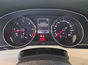 Volkswagen Passat - 2016