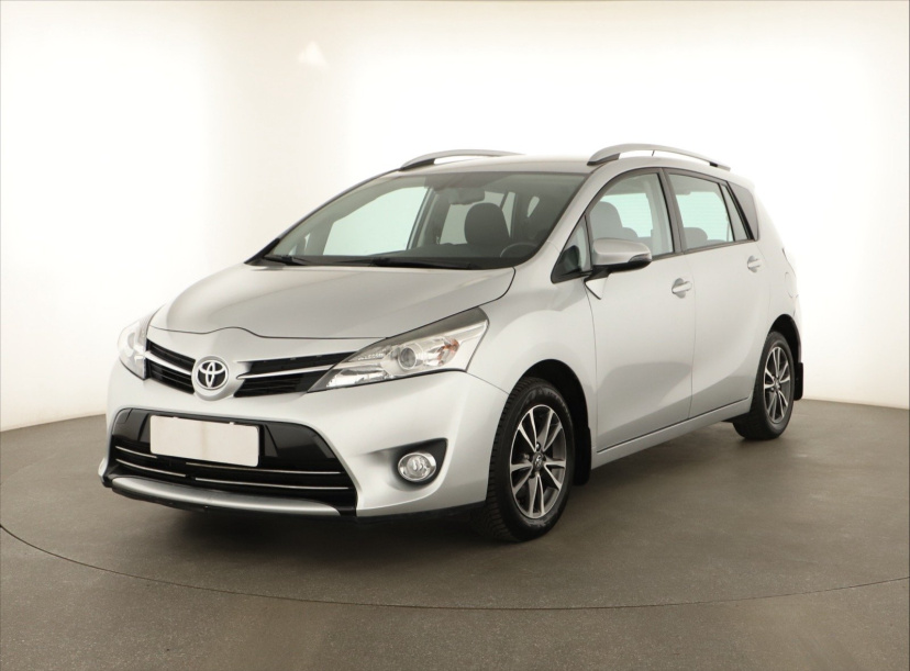 Toyota Verso, 2014
