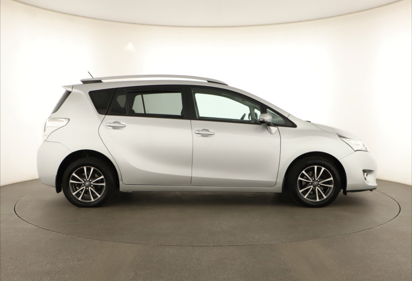 Toyota Verso, 2014