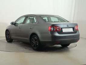 Volkswagen Jetta - 2010