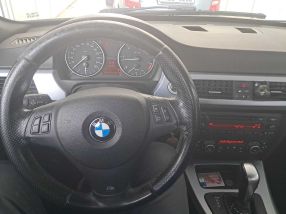 BMW 3 - 2011