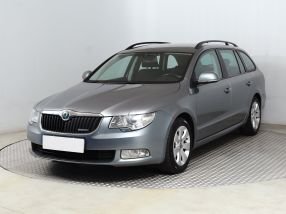 Škoda Superb - 2011